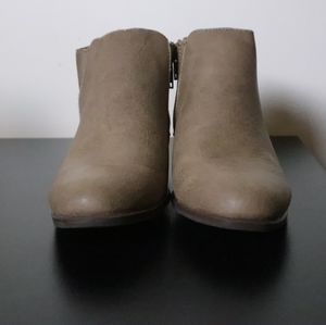 Sam Edelman taupe girl's booties size 2
